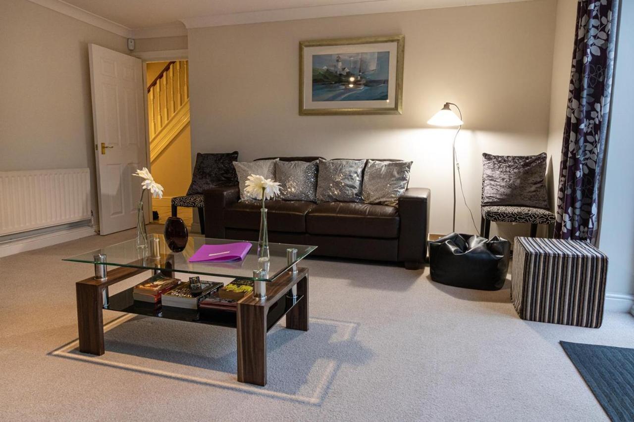 Cranesbill Serviced Accommodation - Bicester Oxfordshire Buitenkant foto